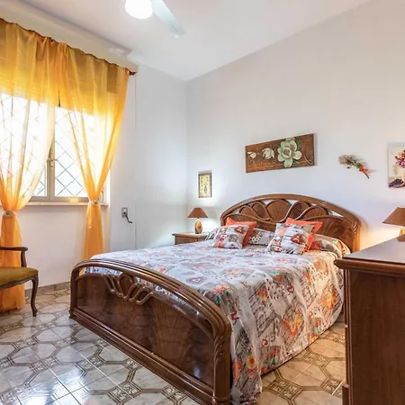 Tiziana 6,7 Posti Letto - Apulia Villa *