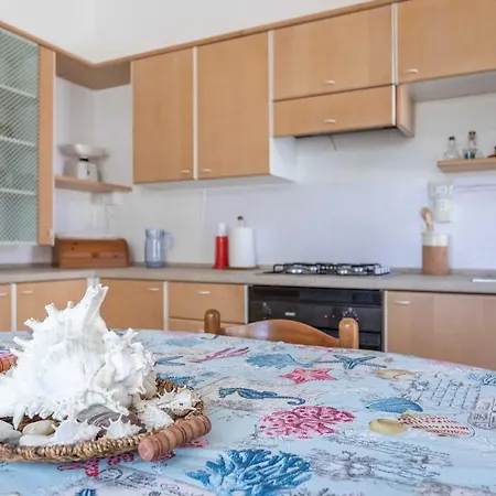 Tiziana 6,7 Posti Letto - Apulia Marina di Mancaversa
