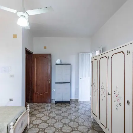 Tiziana 6,7 Posti Letto - Apulia Marina di Mancaversa